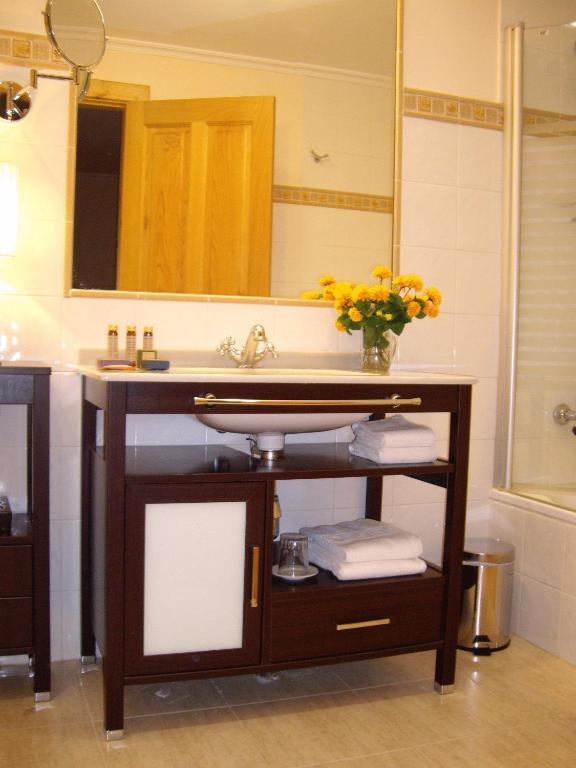 Posada Mar de Santillana Ubiarco Habitación foto